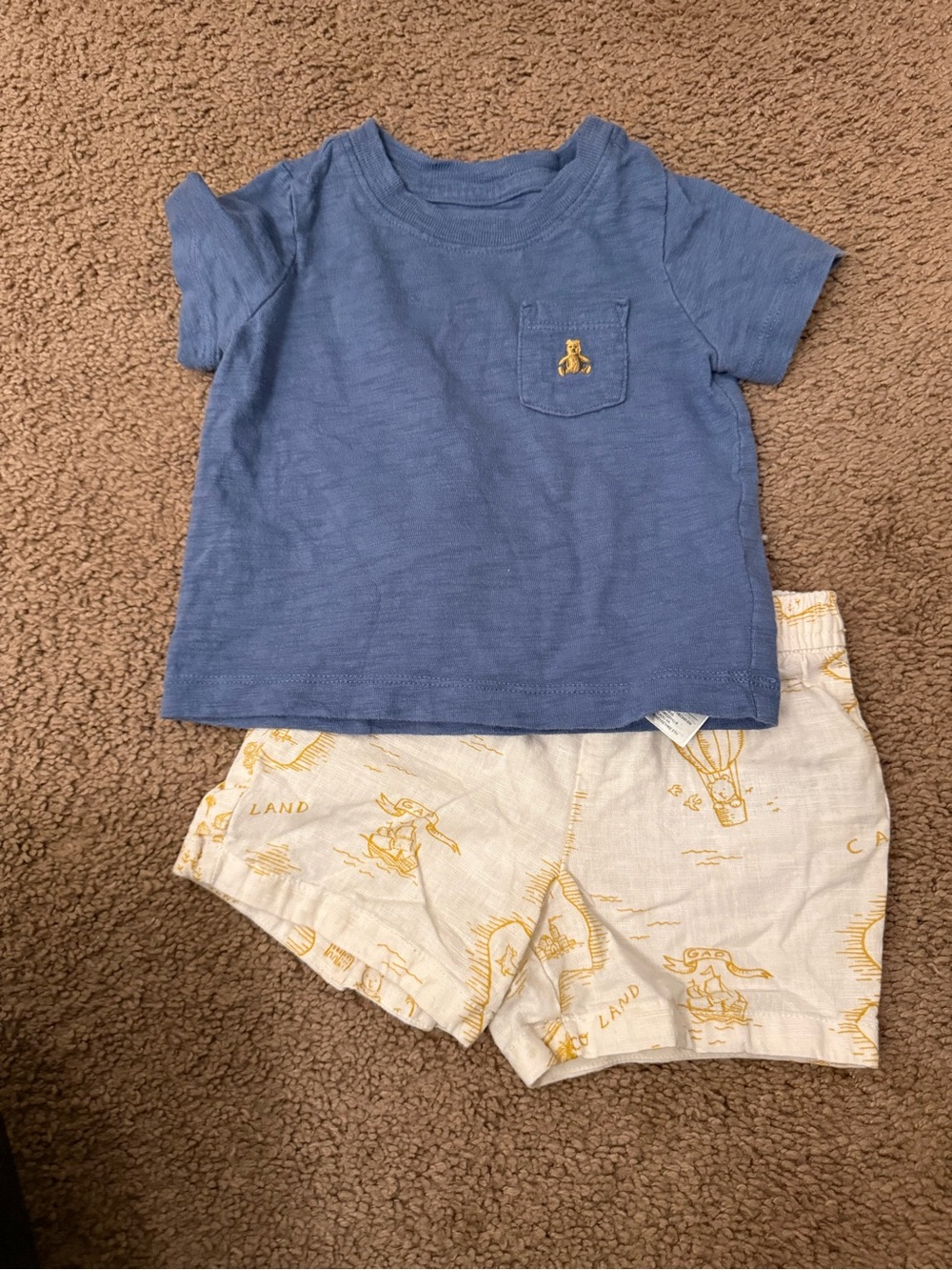 GAP Blue T-Shirt with Cream and Yellow Print Shorts